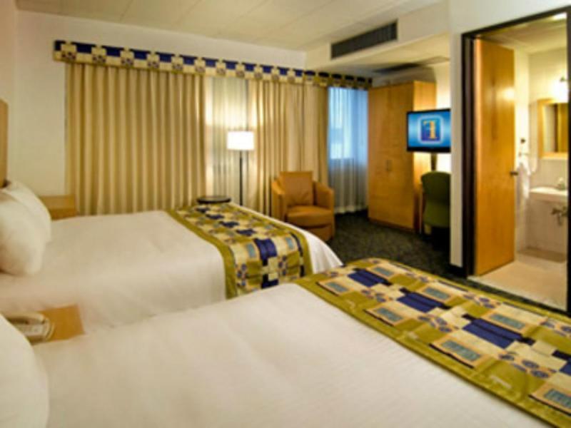 Howard Johnson By Wyndham San Juan Centro Cardiovascular Exterior photo